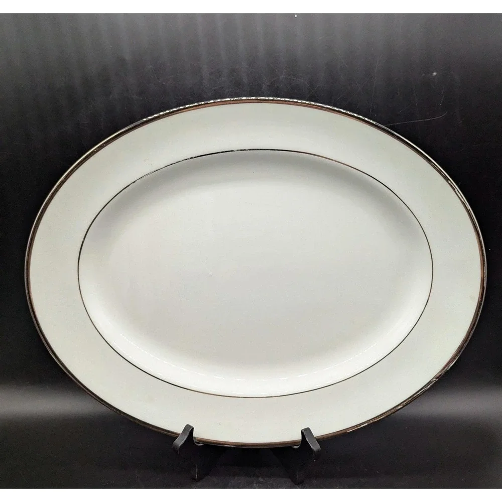 Vintage Wedgwood Sterling Bone China 15.5
